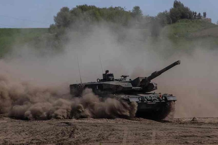 Un tanque leopard en maniobras en Polonia.