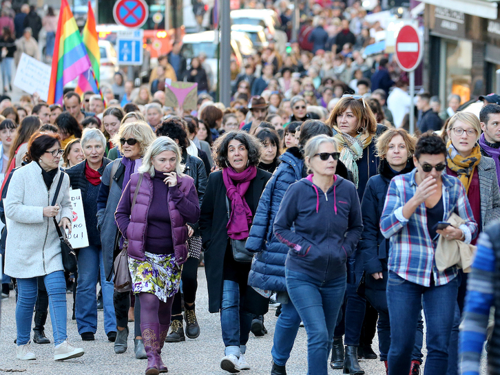 Marcha con motivo del 8 de Marzo en Baiona.
