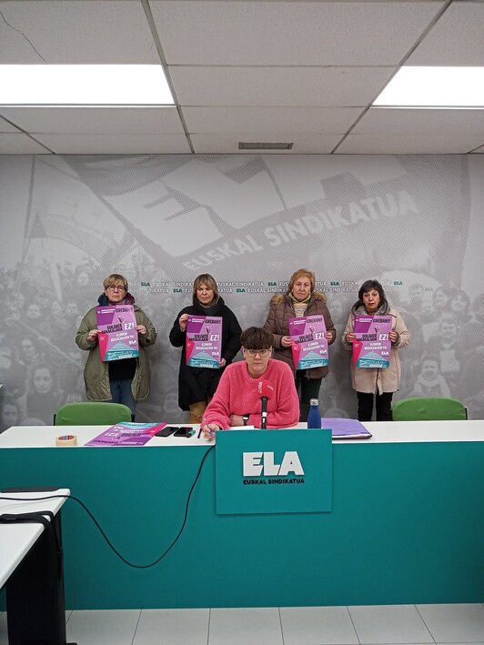 ELAk Onkologikoko garbitzaileen greba iragartzeko egin duen agerraldia.