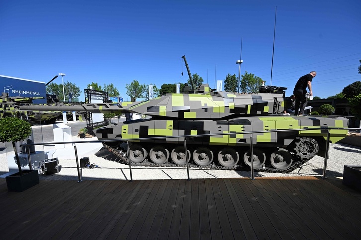 Tanque KF51 del fabricante de armamento alemán Rheinmetall en la feria de armas Eurosatory.