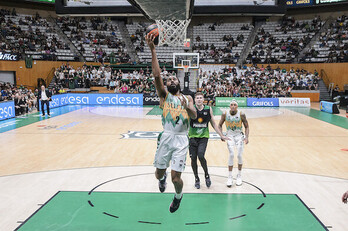 Adam Smith Badalonan Bilbao Basketek lortu zuen garaipenaren erantzule nagusiena izan zen.