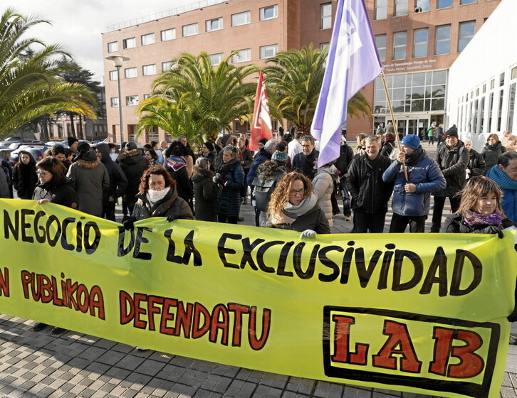 Movilización de LAB contra la eliminación de la exclusividad.