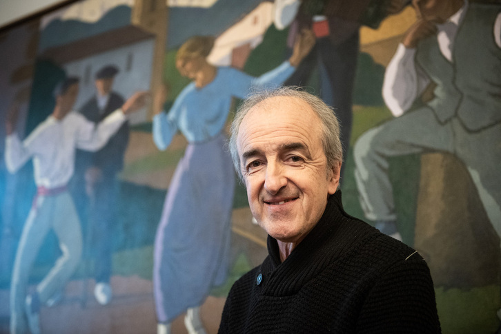 Mixel Etxekopar musikaria, larunbatean Donibane Lohizunen.