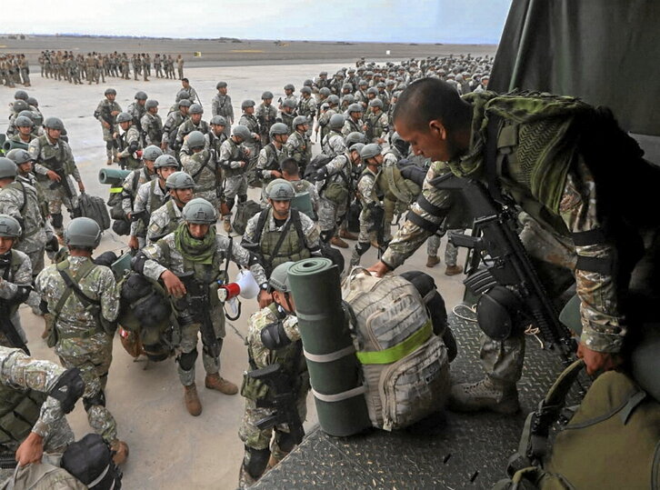 Contingente de soldados desplegados de Ica.