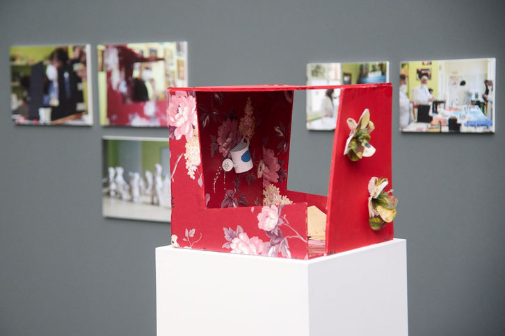 «Bizitzaren Horma» erakusketako artelan bat.