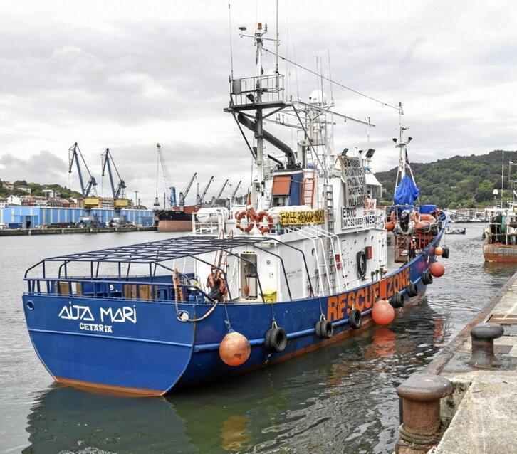 El buque Aita Mari, en Pasaia.