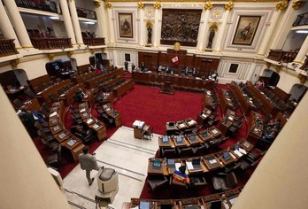 Pleno del Congreso de Perú.