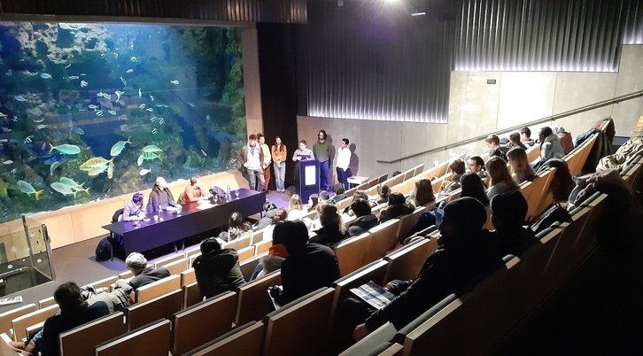 ‘Itsas ingurumena’ ardatz duen UPV/EHUko masterra, Donostiako Aquariumean 