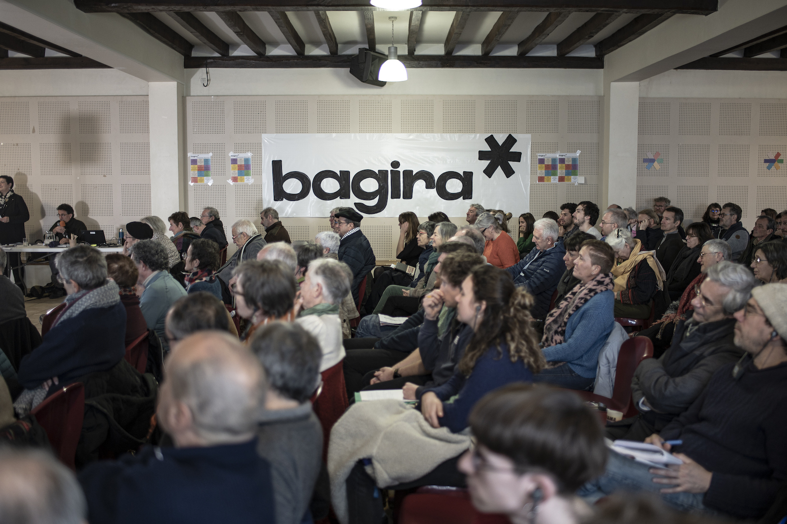 130 lagun inguru elkartu dira Itsasun. (Patxi BELTZAIZ)