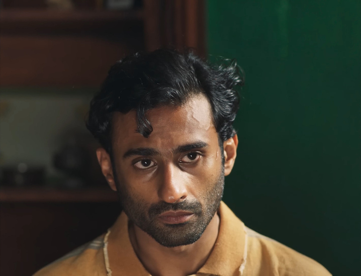 Ali Junejo protagoniza la ópera prima de Saim Sadiq prohibida en Pakistán.