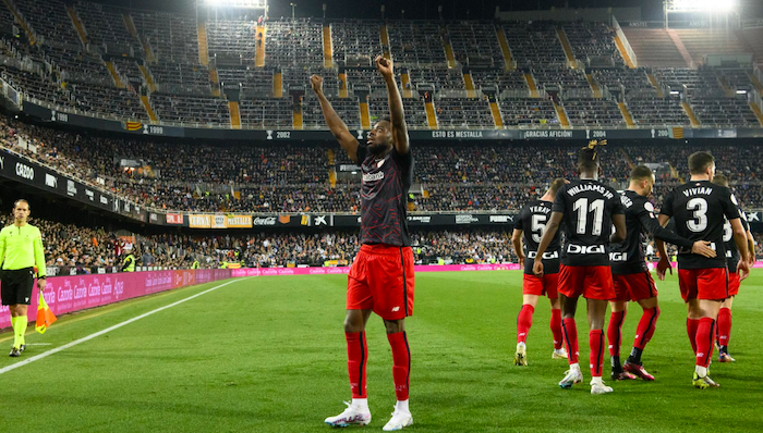 I&ntilde;aki Williams dio dos asistencias en el &uacute;ltimo duelo de Copa en Mestalla. (@AthleticClub)