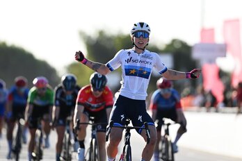 Lorena Wiebes ha demostrado que es el más rápida del pelotón.