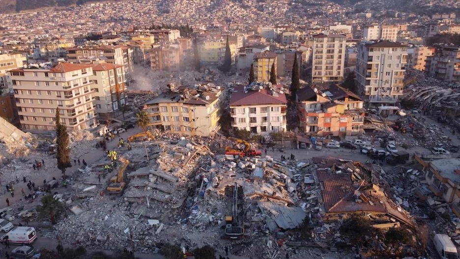 El terremoto derrumbó varios edificios en Antakya.