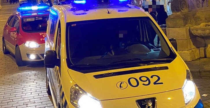 Un coche de la Policia Municipal de Iruñea. 