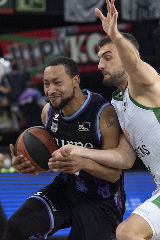 El regreso de Andrew Goudelock podría darse en el plazo aproximado de un mes.
