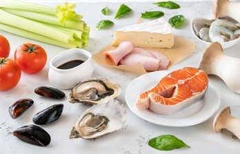 Surtido de alimentos con sabor umami.