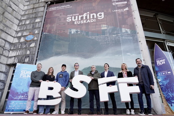 Organizadores y participantes del festival, en la presentación del mismo.