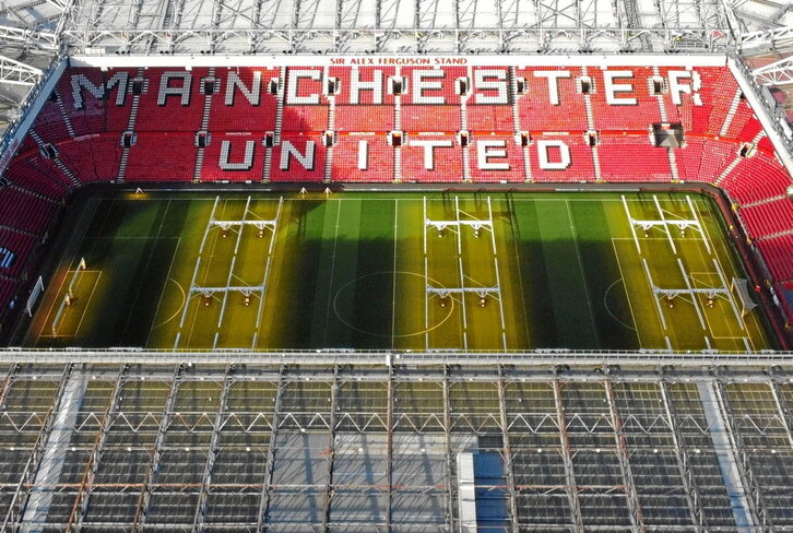 El Manchester United y el estadio Old Trafford cambiarán de dueño en breve tiempo.