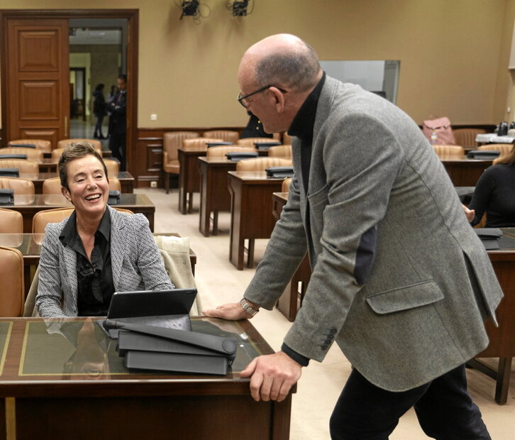 Pozueta y Agirretxea, durante los trabajos en comisión en busca de la redacción final.
