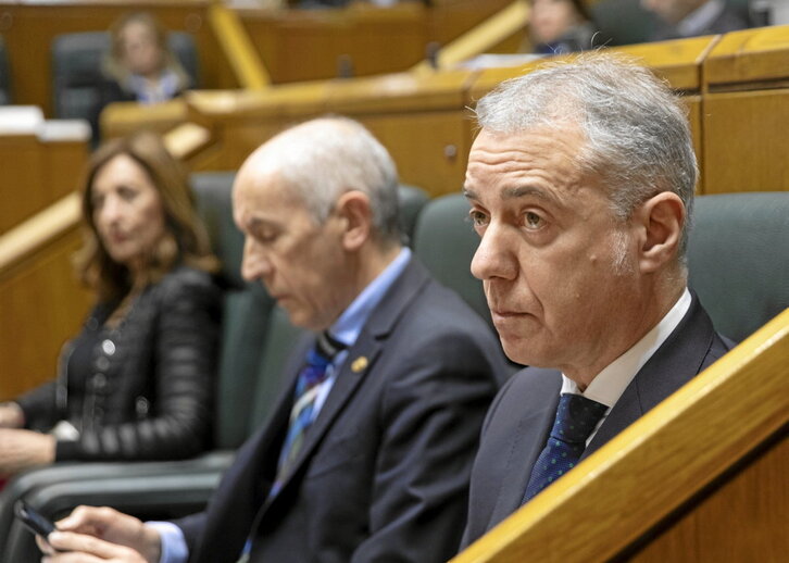 El lehendakari, Iñigo Urkullu, durante el pleno de control de ayer.