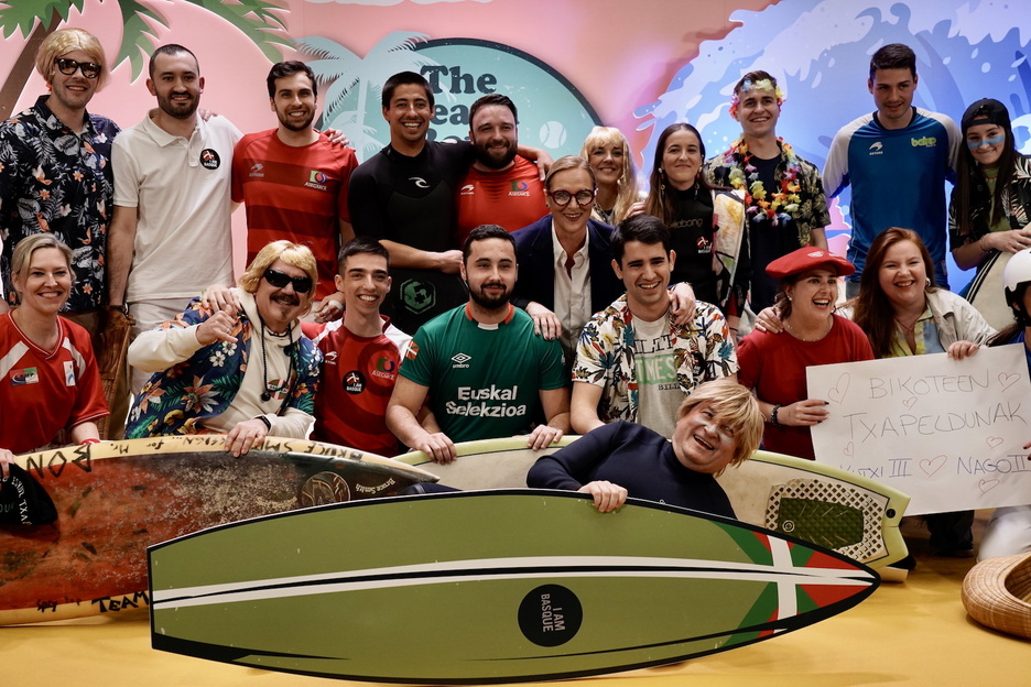 EAJ kideak mozorrotu dira ere. 