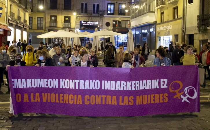 Protesta en Iruñea contra la violencia machista.