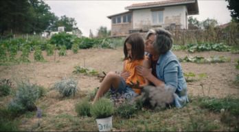 Imagen del rodaje, con Ane Gabarain y Sofía Otero.