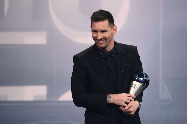 Leo Messi, feliz con su segundo The Best.