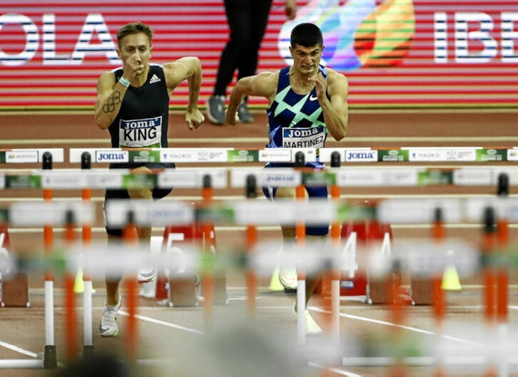 Asier Martínez, en una prueba bajo techo en Gallur.