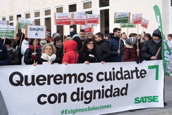 Concentración de SATSE durante la jornada de huelga que celebran este martes.