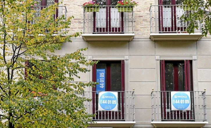 Etxebizitza salgai, Iruñean; artxiboko irudia.