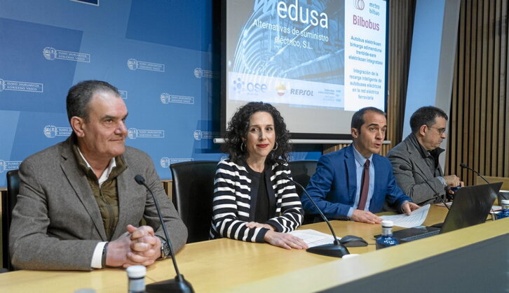 Asteazkenean aurkeztu zuten proiektu berria.