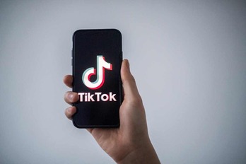 TikTok habilitará herramientas para controlar el tiempo de uso, sobre todo en menores.