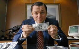 Leonardo Di Caprio “The Wolf of Wall Street’-eko filman, gaur eguneko ereduzko espekulatzaile baten papera jokatzen.