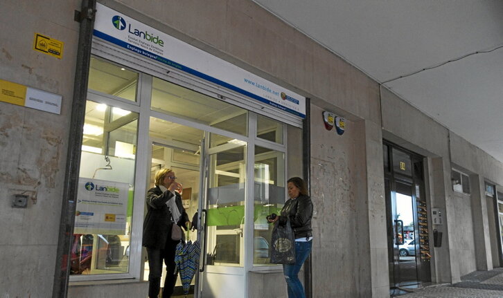 Imagen de archivo de una oficina de Lanbide en Errenteria.