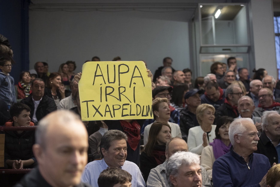 «Aupa Irri, txapeldun», zale baten mezua.