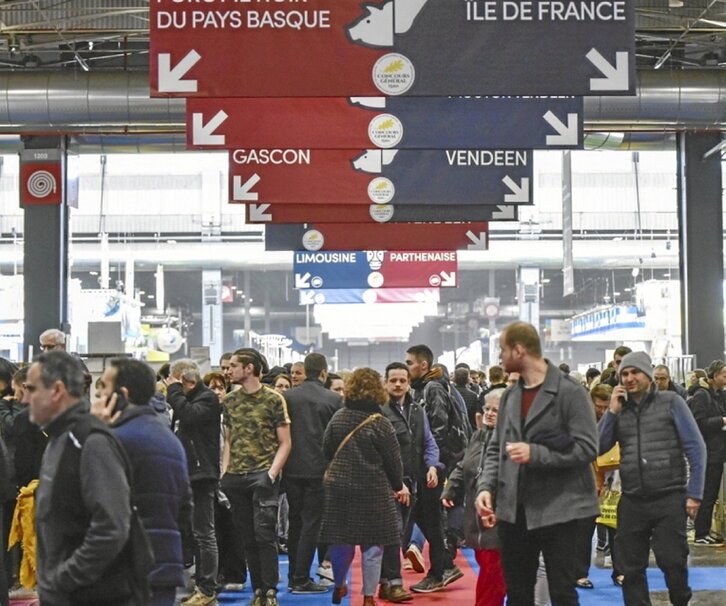 Ambiente en la feria parisina.