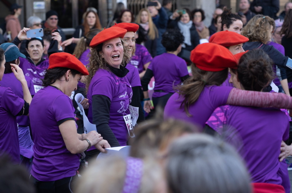 Alardean berdintasuna aldarrikatzen. Alardean berdintasuna aldarrikatzen.