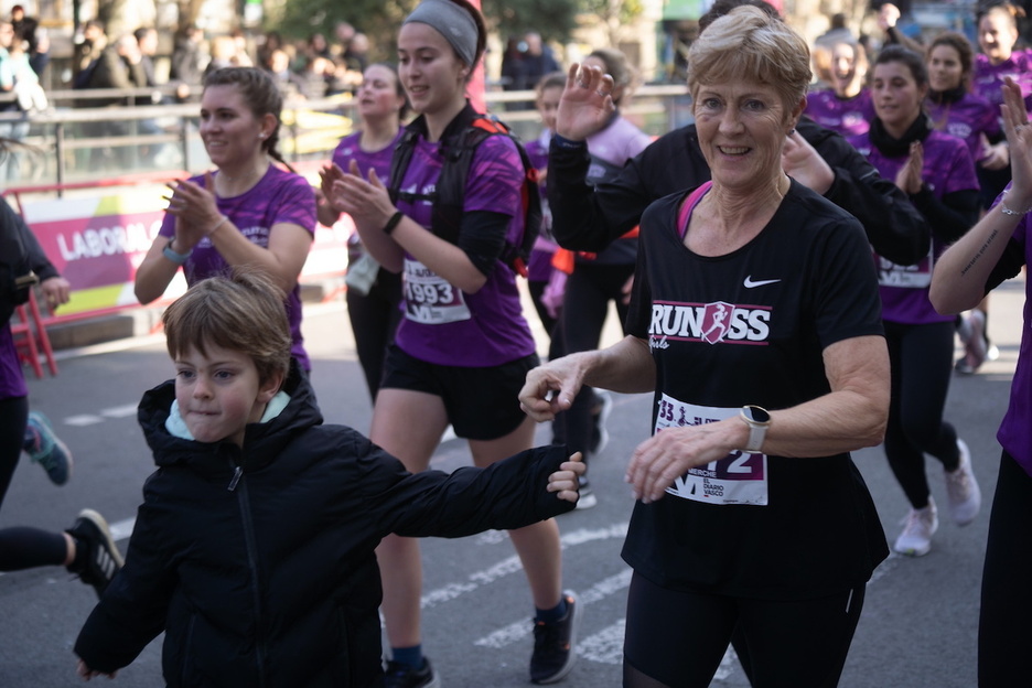 Adin guztietako lasterkariak izan dira. Adin guztietako lasterkariak izan dira.