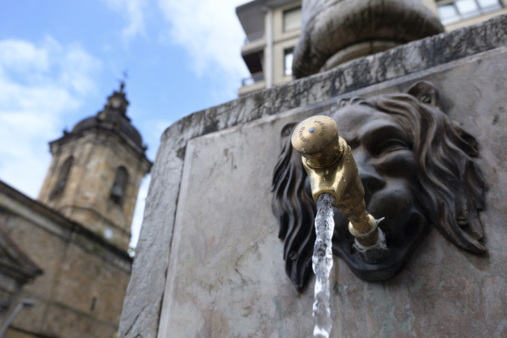 Urretxuko iturri bat