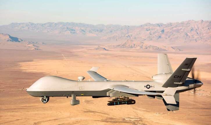  Un dron MQ-9 vuela sobre el desierto de Nevada el 14 de enero de 2020, en una imagen divulgada por la Fuerza Aérea de EEUU el 7 de noviembre de 2020. 