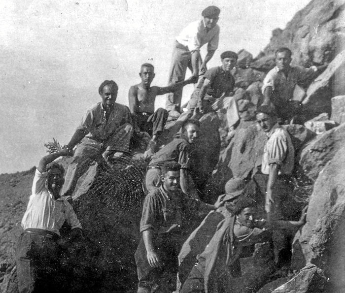 Imagen de las obras del Transahariano, donde el trabajo era extremadamente duro. Fotografía: Archivo de Maite Magallón Metauten