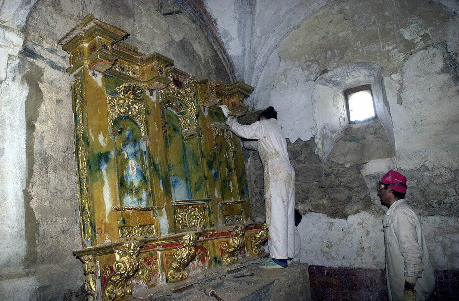 Retirado del retablo de la iglesia de Itoitz en 2003.
