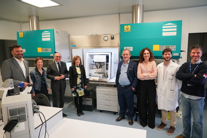 Investigadores de Tecnalia y de la UPV/EHU y a Diputación Foral de Araba han presentado la bioimpresora.