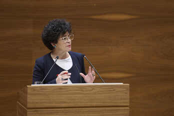 La parlamentaria Inma Jurío, ha defendido la posición del PSN. 