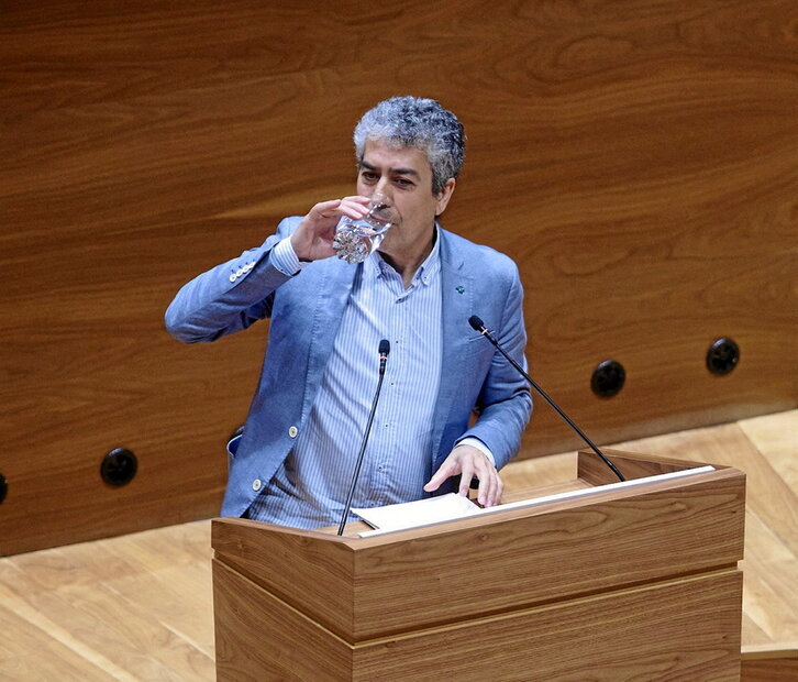 González remarcó que la legislatura se cierra con una gran pérdide de confianza.