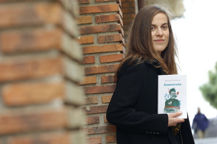 Aintzane Usandizaga, bere azken lana eskuan, Zomorrotu