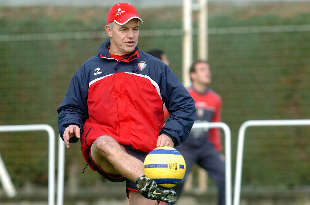 Javier Aguirre Osasunaren entrenatzailea izan zen 2002tik 2006rarte. (Jagoba MANTEROLA / FOKU)