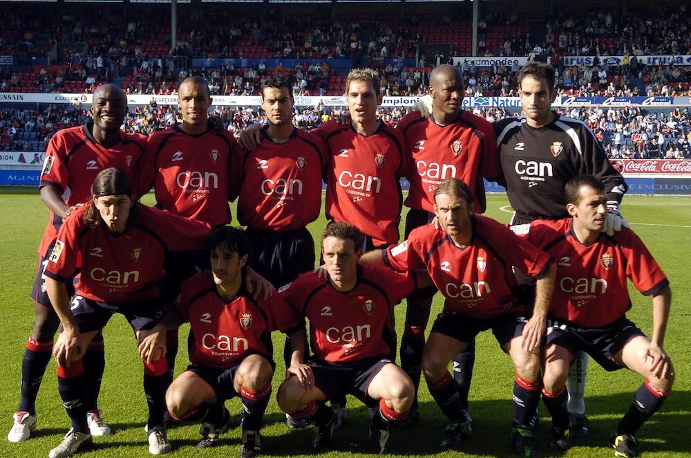 Osasunaren ohiko hamaikakoa 2004-2005 denboraldian. (Juanan RUIZ / FOKU)