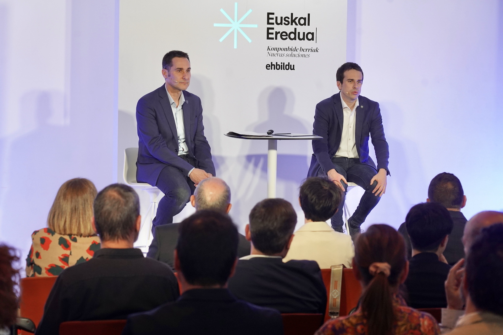 Casanova junto a Otxandiano. (Monika DEL VALLE/FOKU)